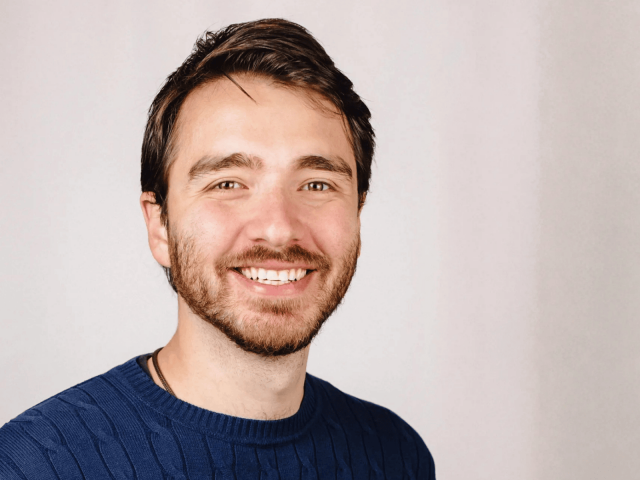 Maxim Vinogradov 1600 x 1260