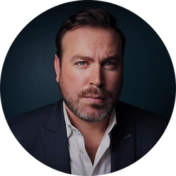 headshot Justin 250x250