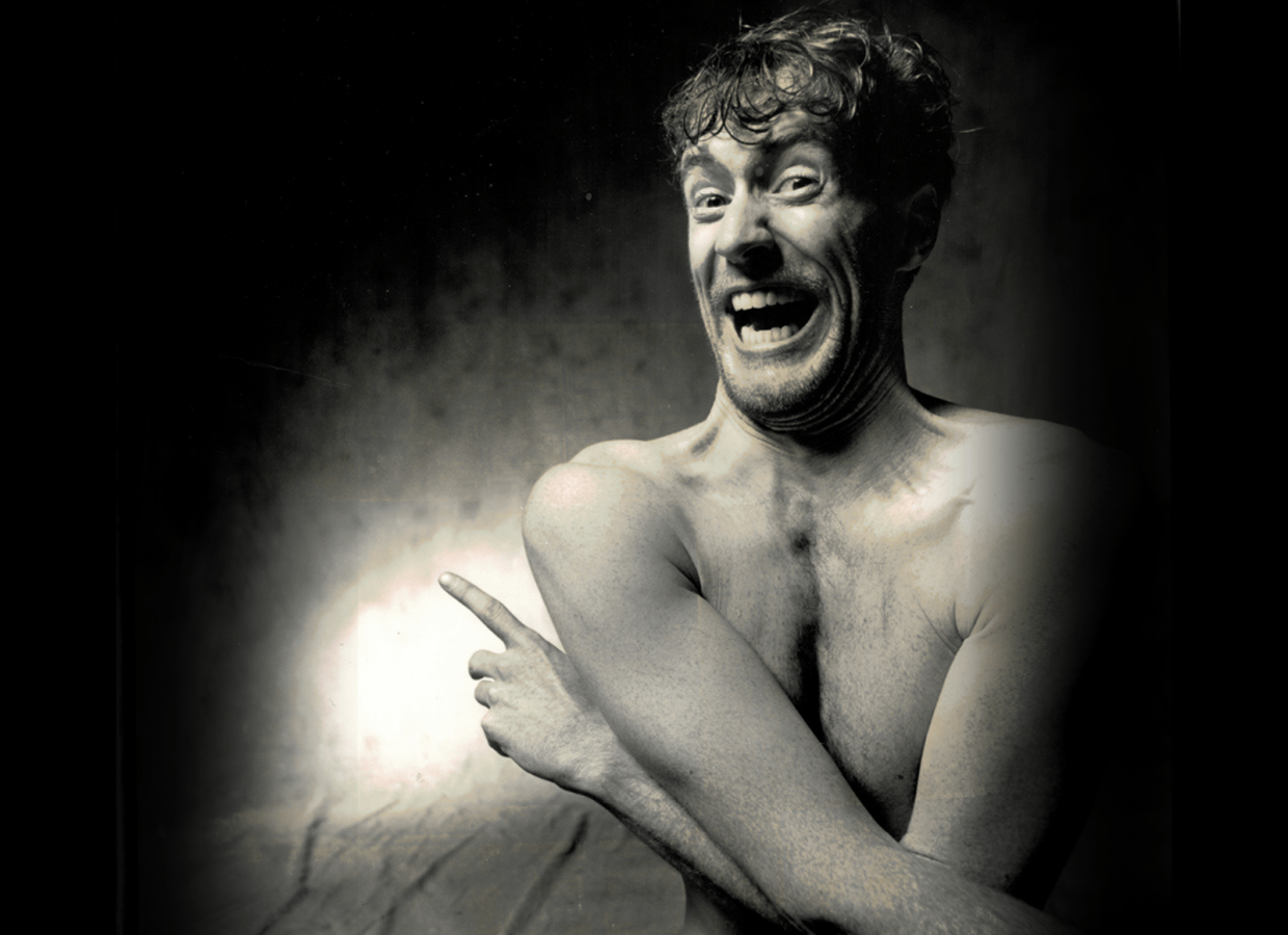 Exit the King 1600 x 1260 